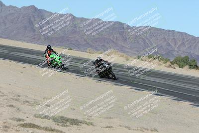 media/Dec-04-2025-Racers Edge (Thu) [[5ebc9f124d]]/3-B Group/7-Session 4 (Turn 10 Inside)/